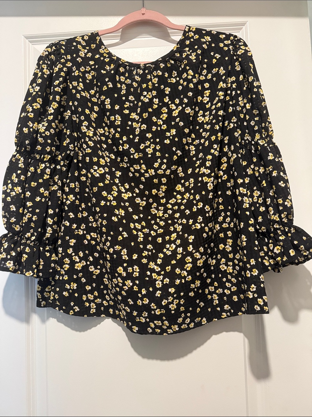 Who What Wear Black Blouse with Yellow Daisy Print and Puff Sleeves